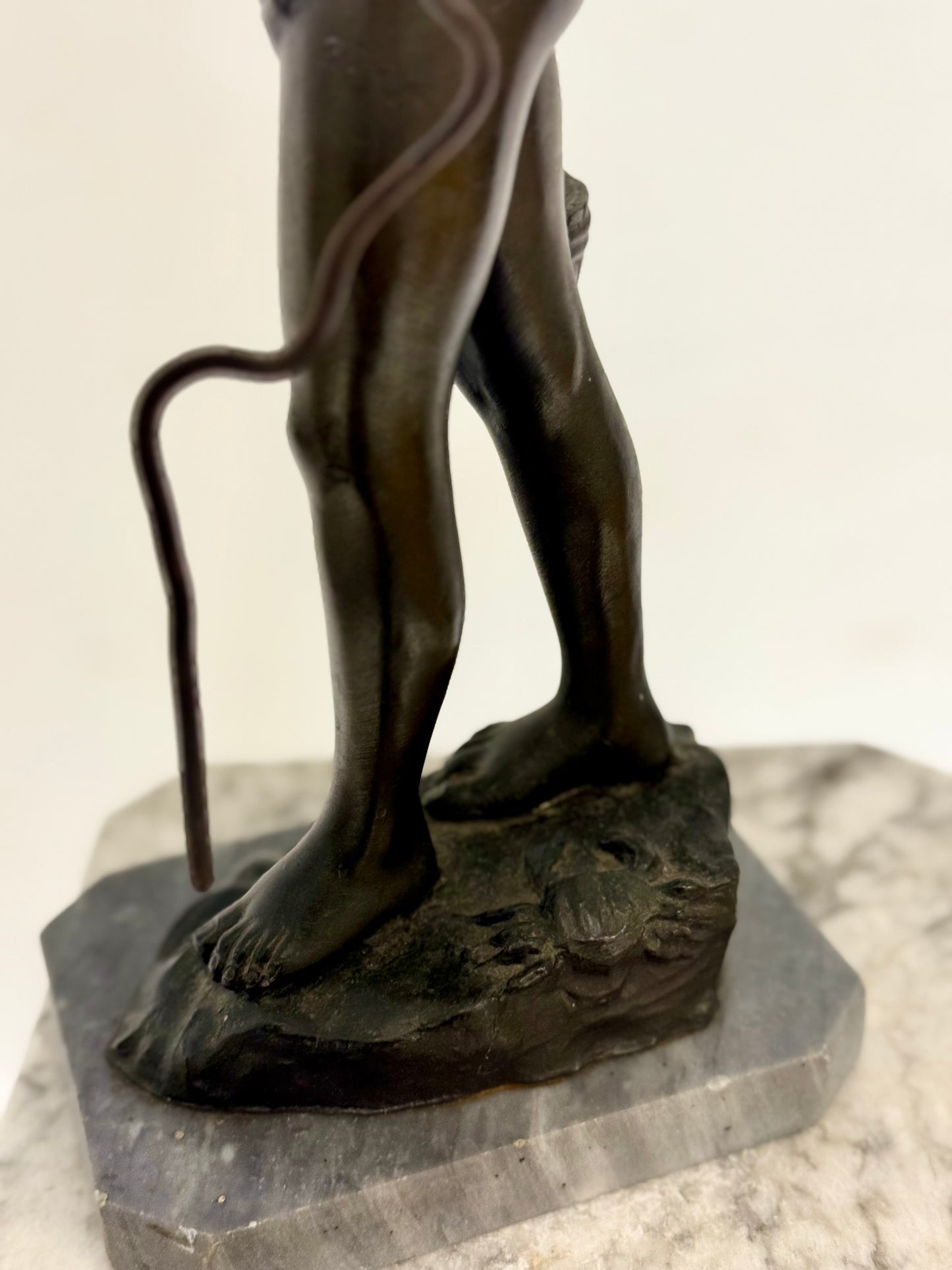 Scultura in bronzo. Fanciullo fine XIX secolo . H 38 cm