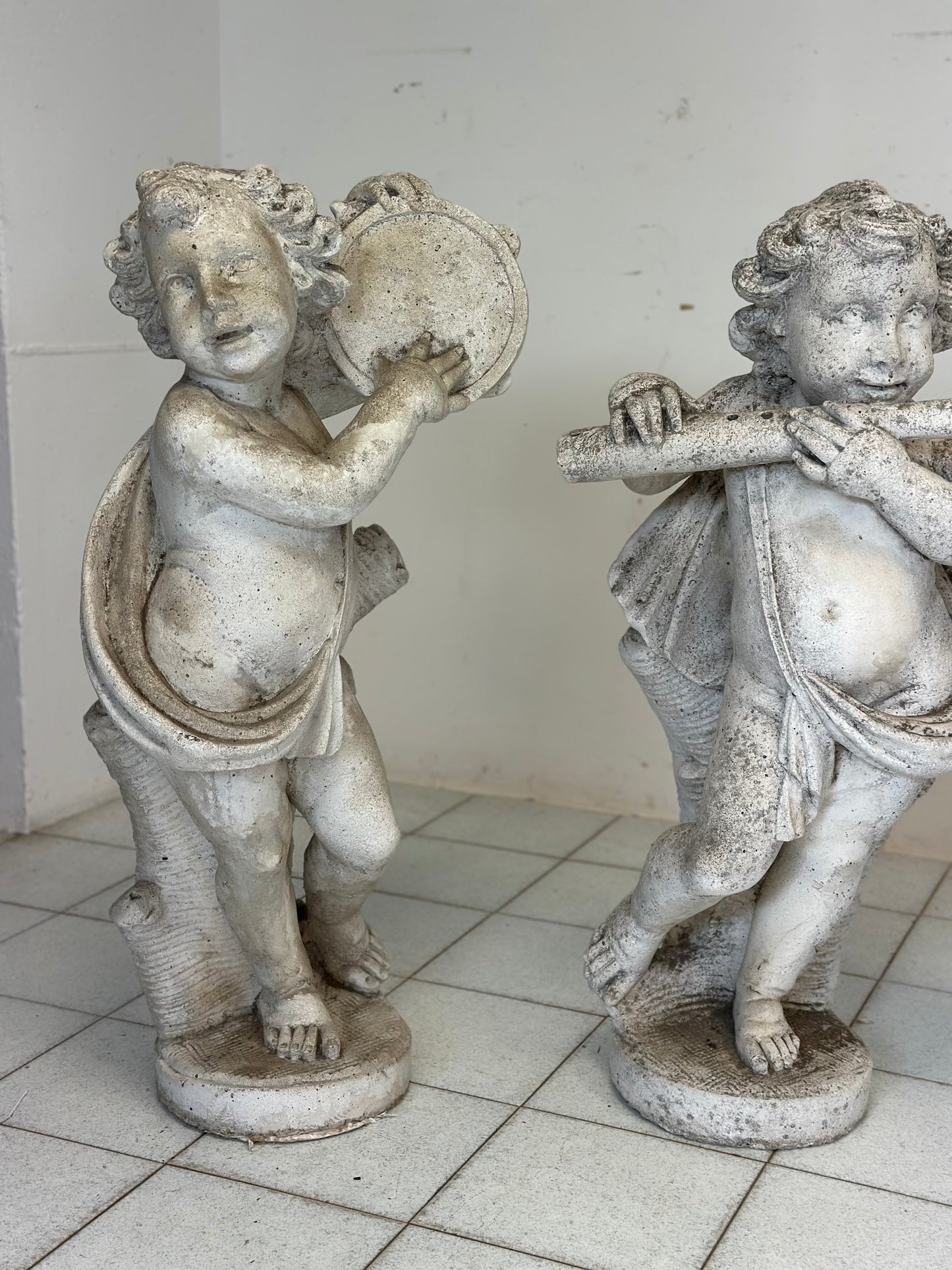 Gruppo di quattro Angeli con strumenti musicali.Inizio XX secolo
