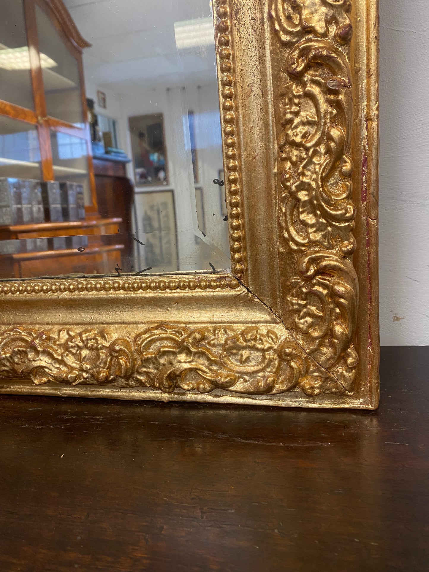 Specchiera lombarda intagliata . foglia oro . XIX secolo 121 x 85