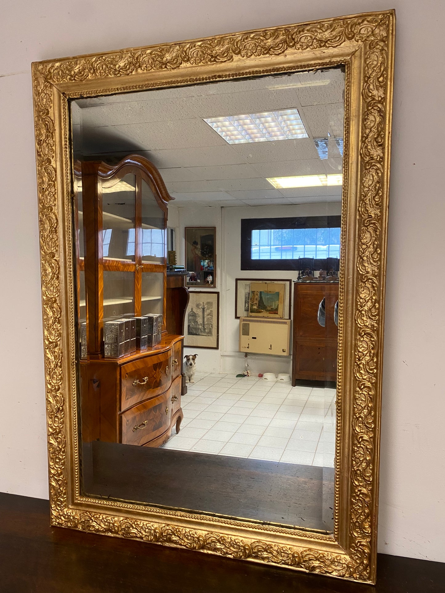 Specchiera lombarda intagliata . foglia oro . XIX secolo 121 x 85