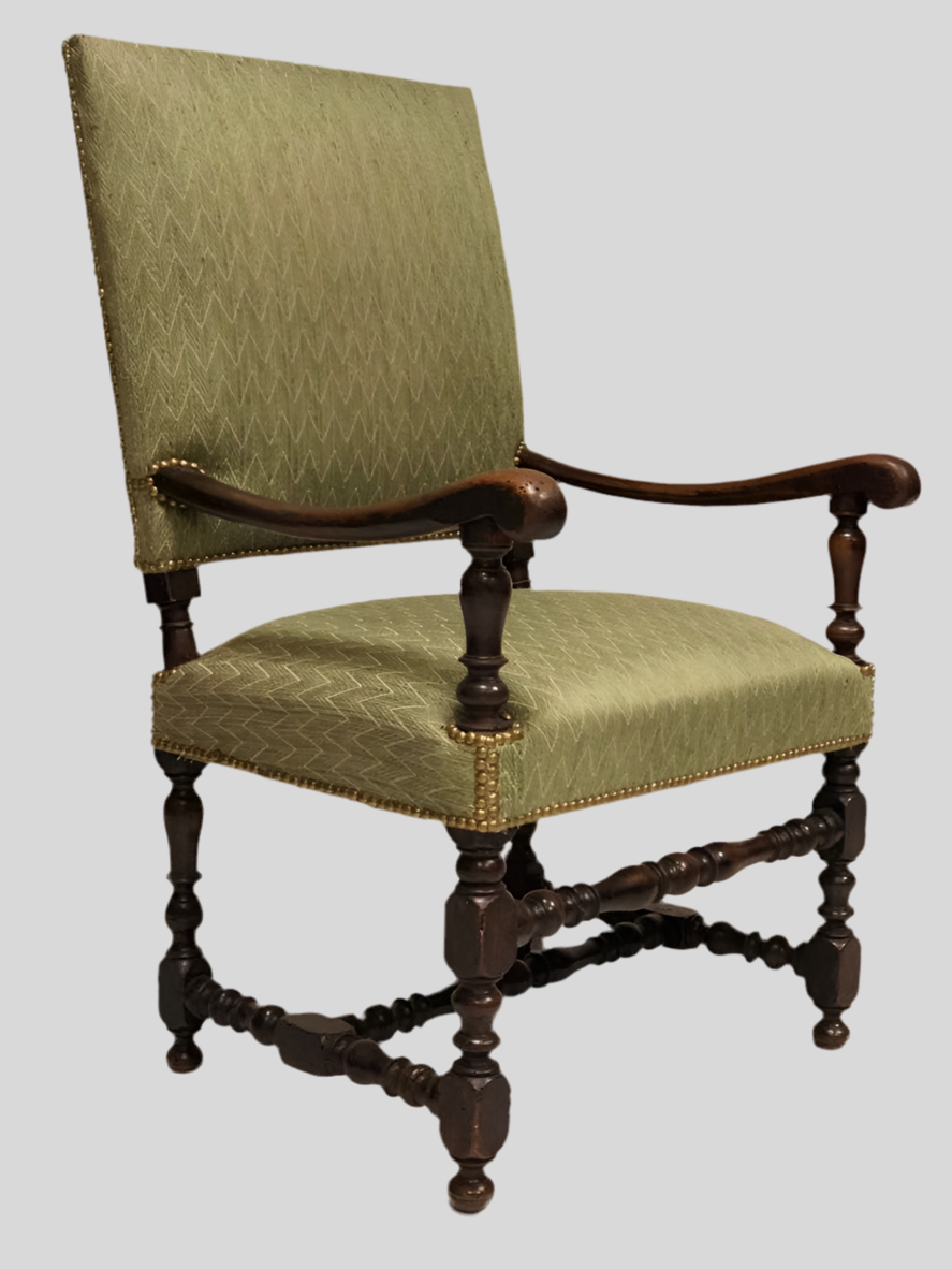 Walnut spool chair