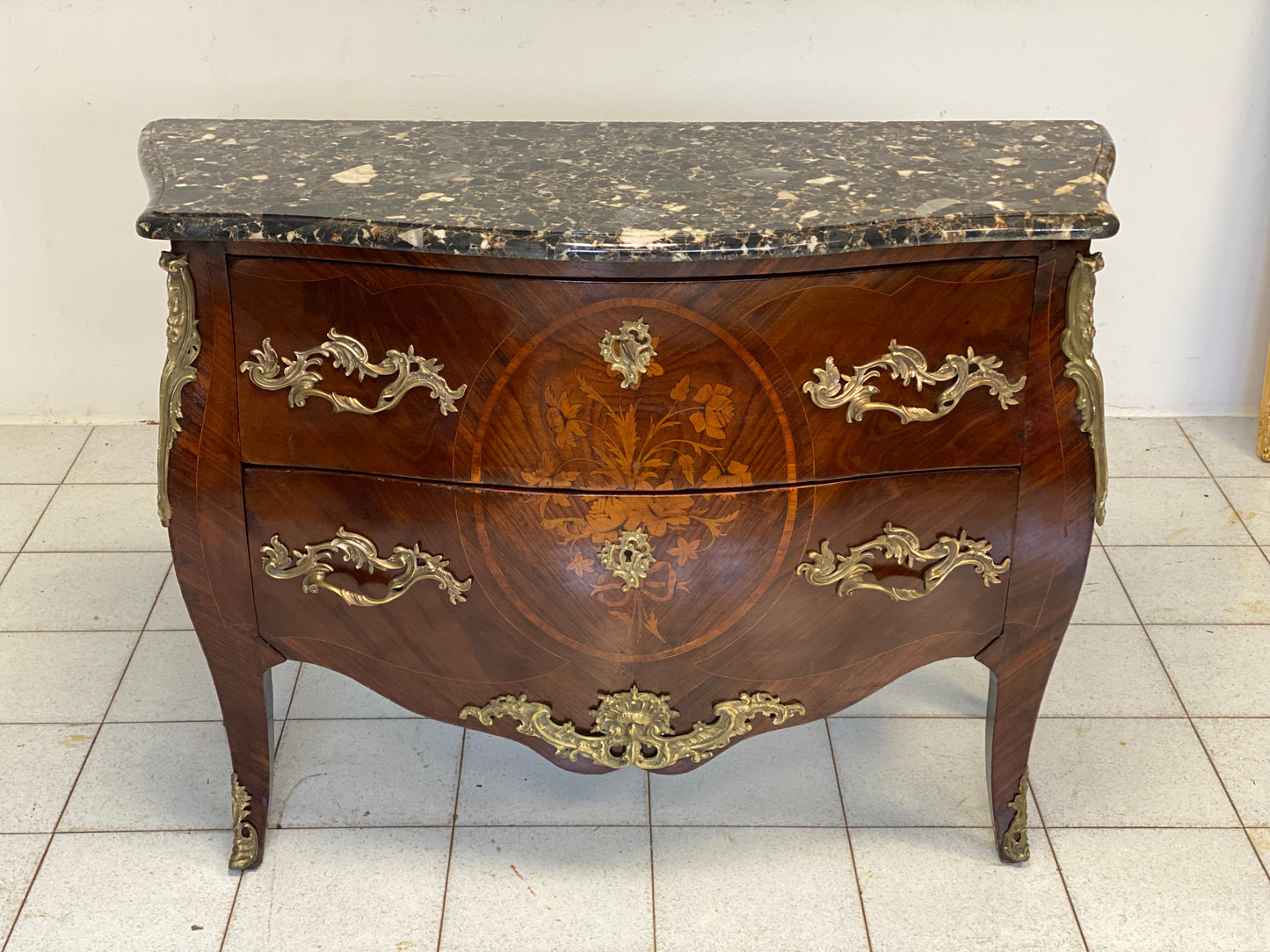 Cassettone bombato fronte e fianchi Napoleone III 800
