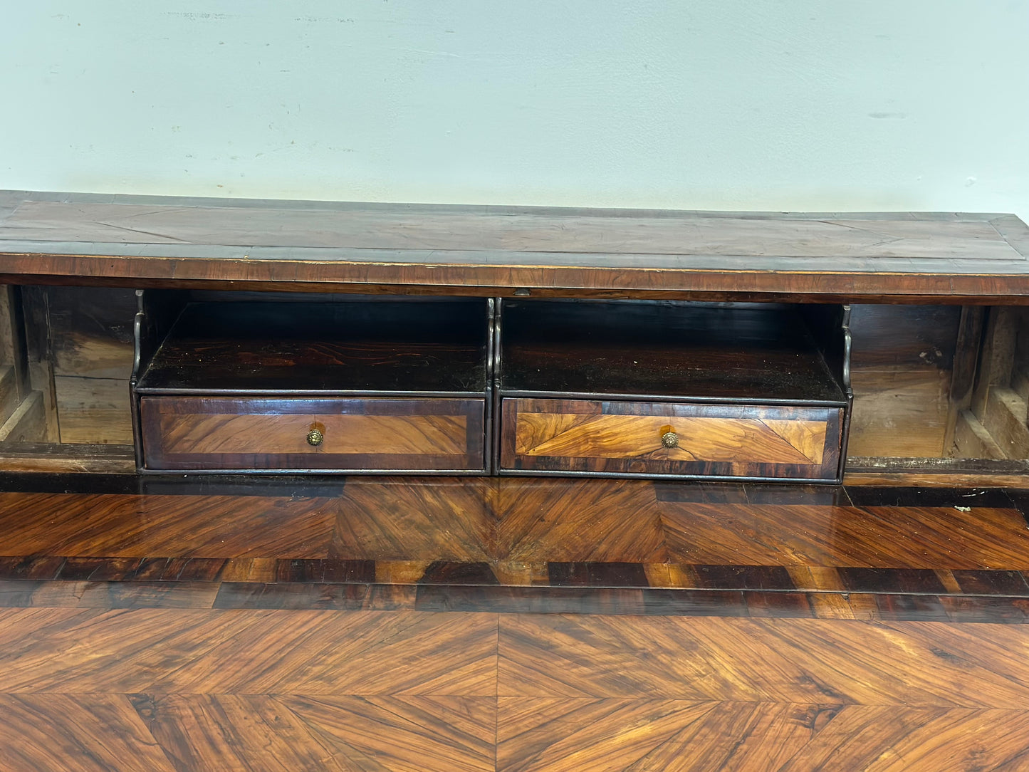 Scrivania Luigi XV. Venezia primi 700
