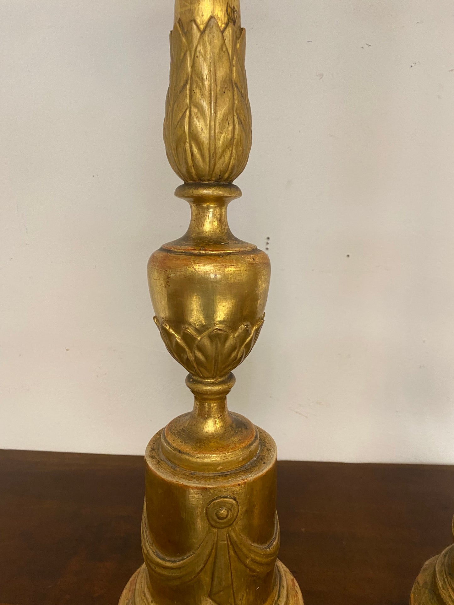 Coppia di candelieri primo impero . Inizio XIX secolo. 80 cm