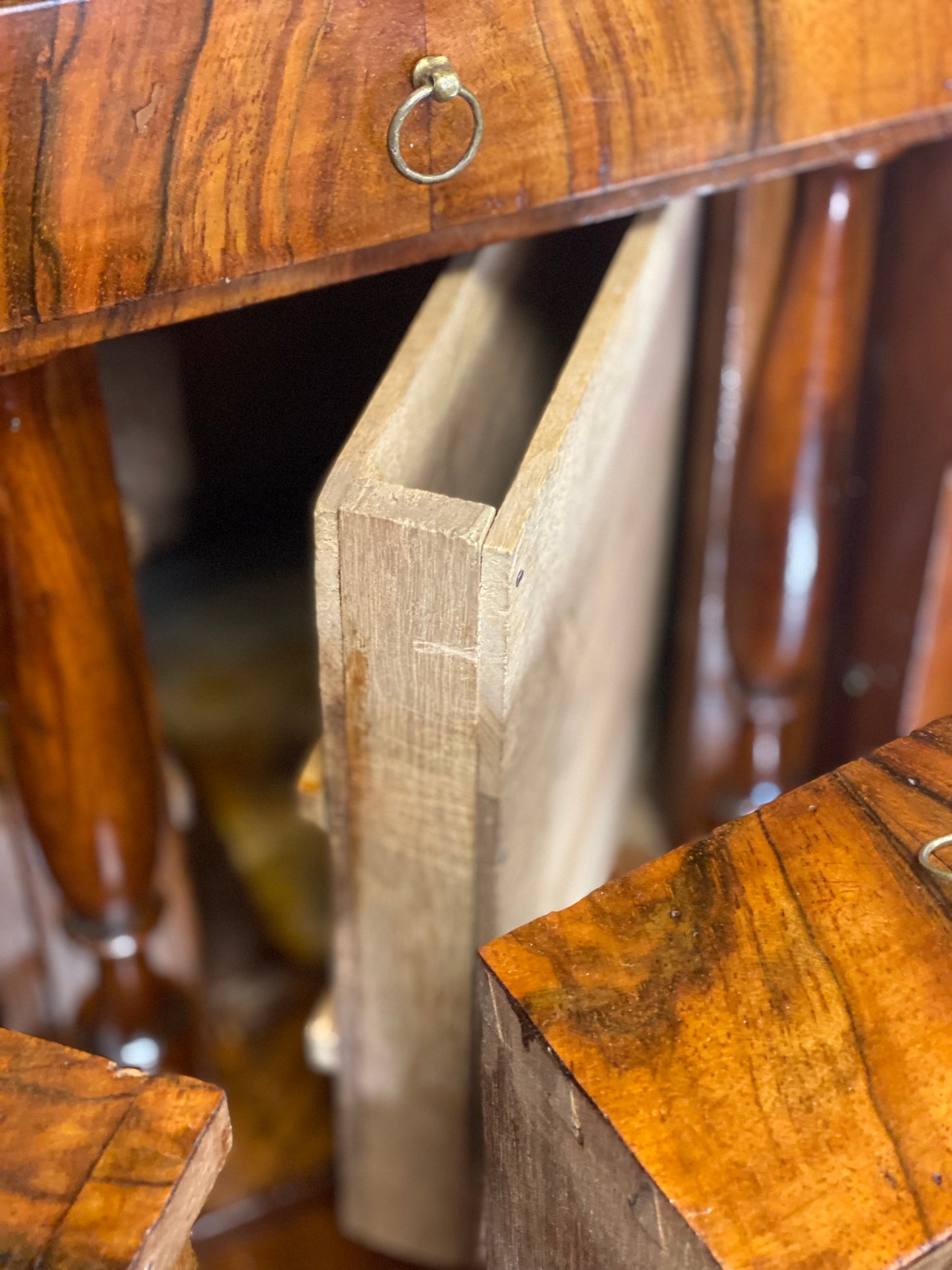 Secretaire Lombardo Carlo X . Milano prima metà 800