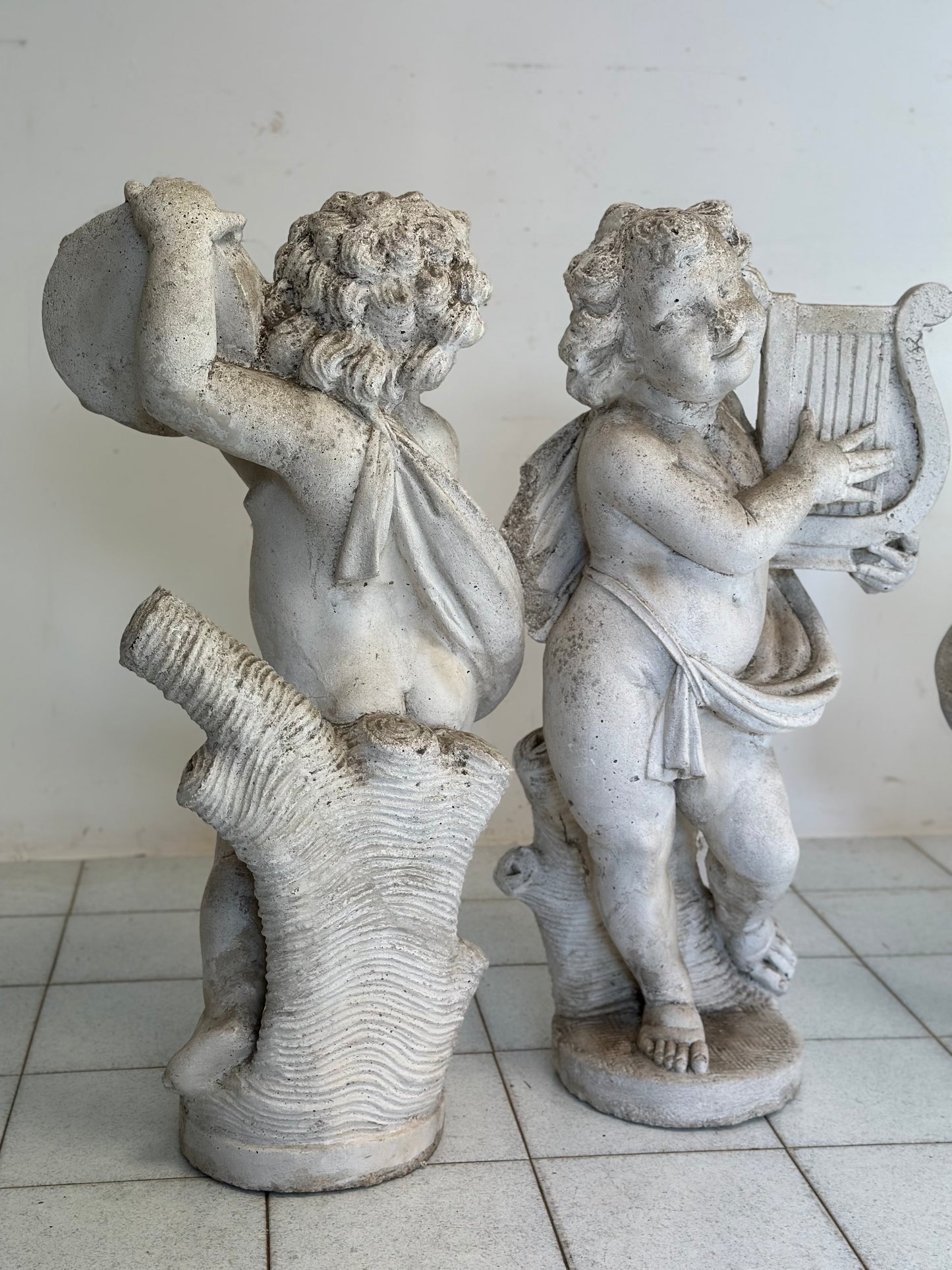 Gruppo di quattro Angeli con strumenti musicali.Inizio XX secolo