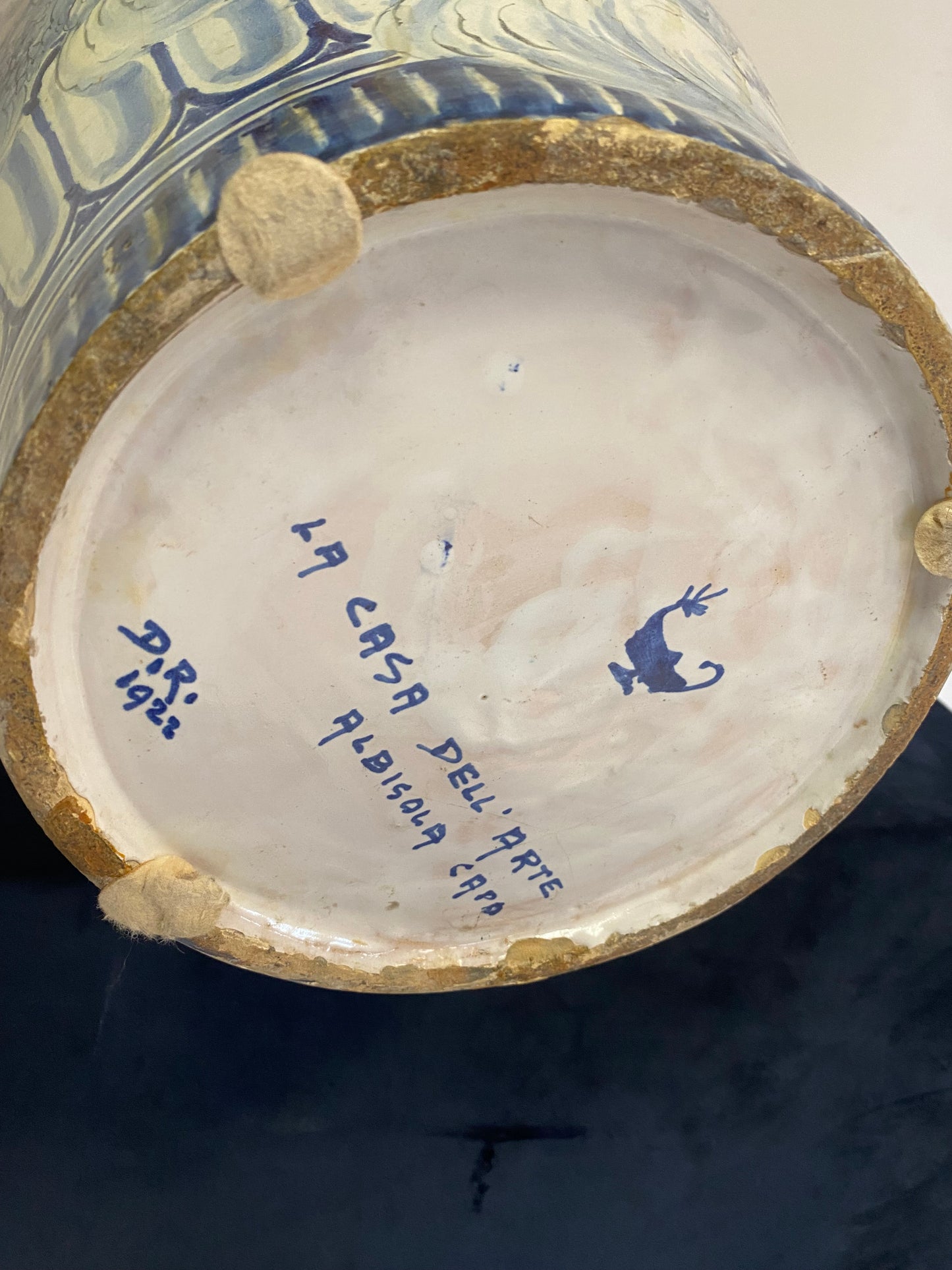 Vaso da farmacia in maiolica Albissola firmato e datato 1922 . H 64