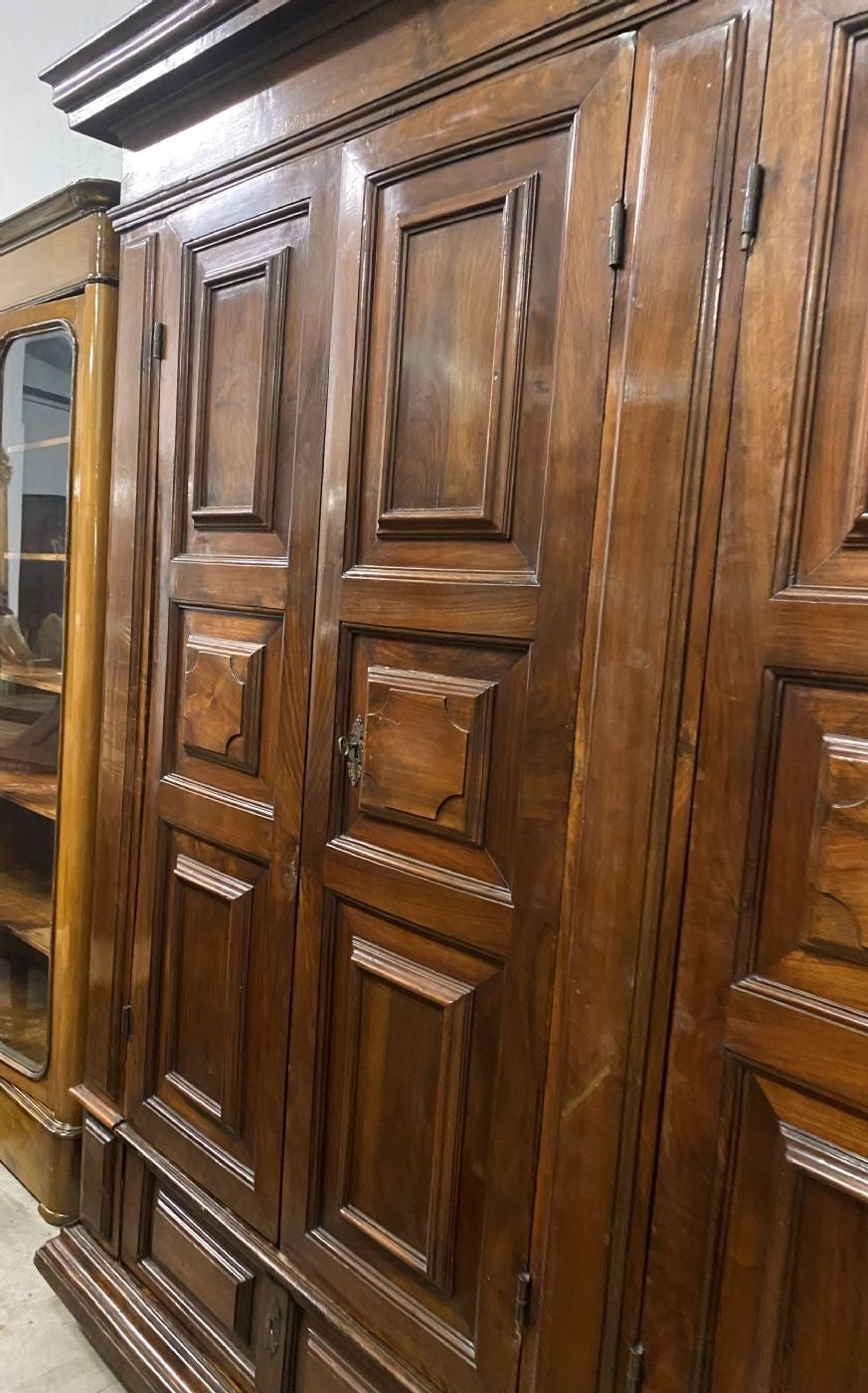 Louis XIV four-door wardrobe. Modena full 600