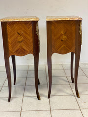 Coppia di comodini napoleone III bombati lastronati bois de rose fine XIX / XX secolo