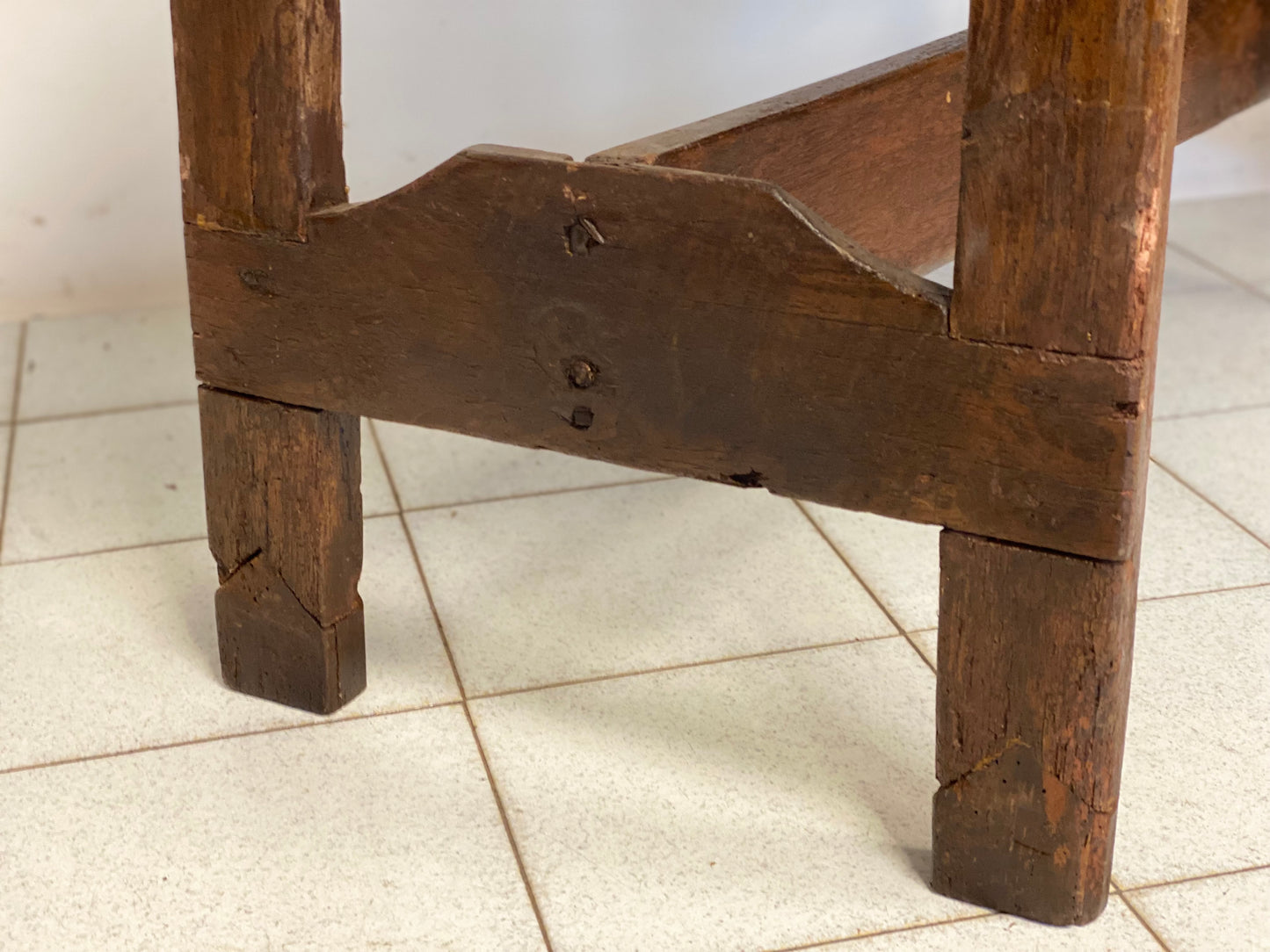 Consolle mezzo tavolo . XVIII secolo