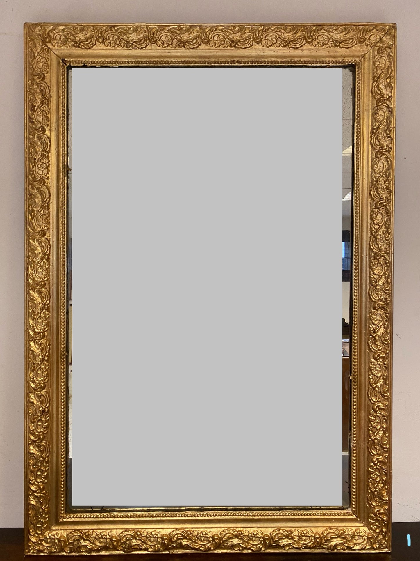 Specchiera lombarda intagliata . foglia oro . XIX secolo 121 x 85