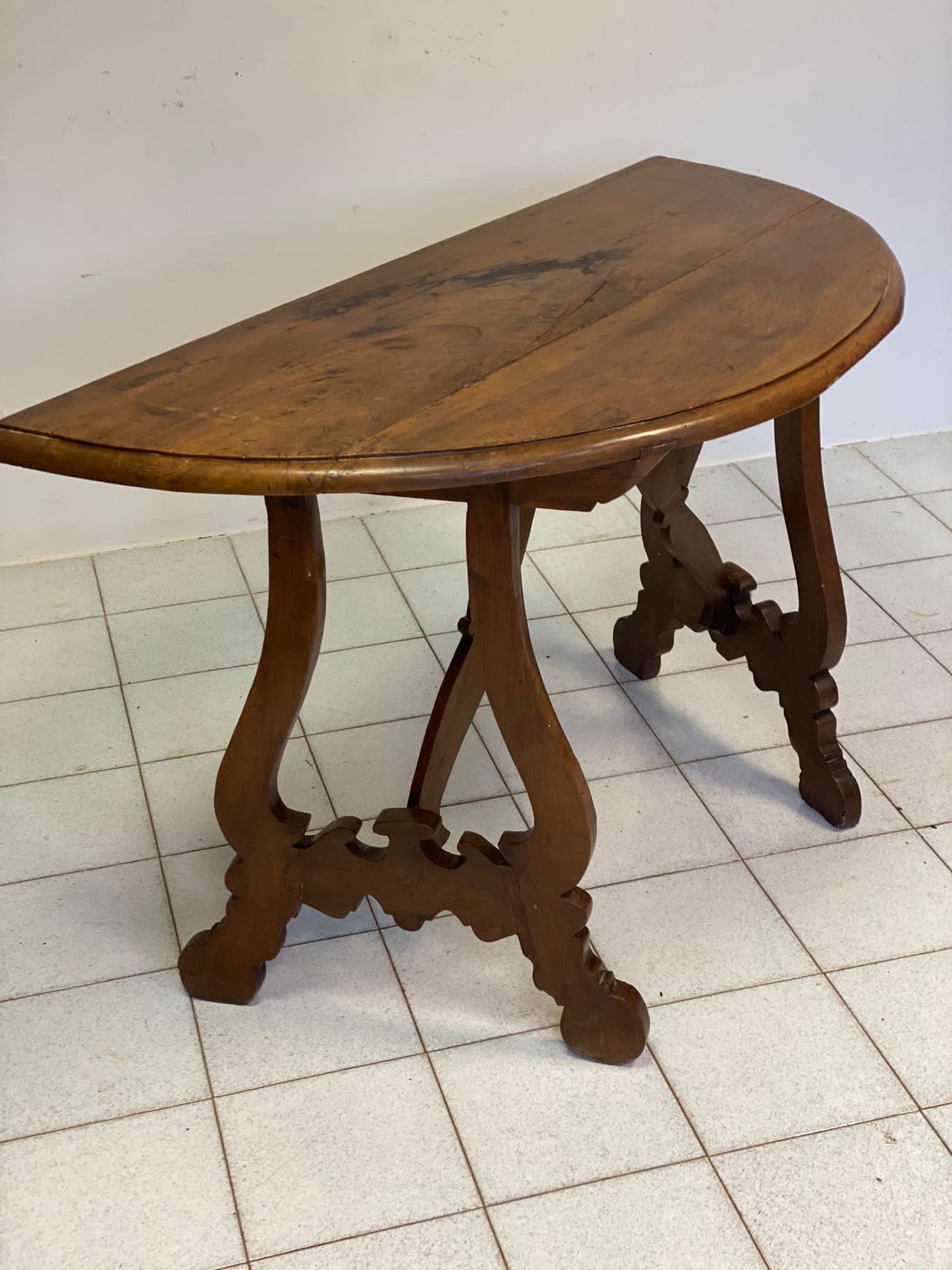Consolles a lira. Emilia Romagna Luigi XIV