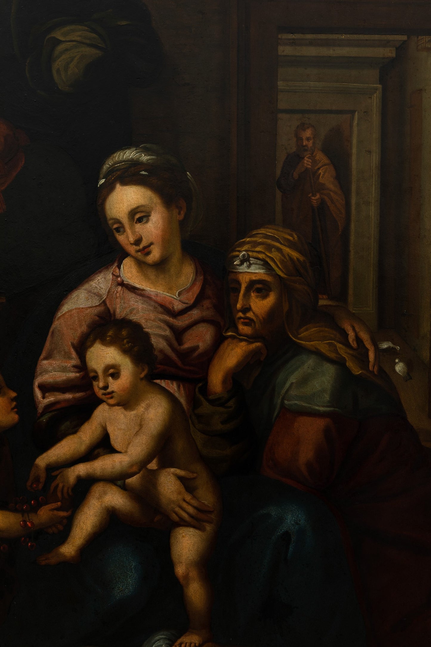 Olio su tavola. Sacra famiglia con Sant’Anna e San Giovannino . XVI secolo