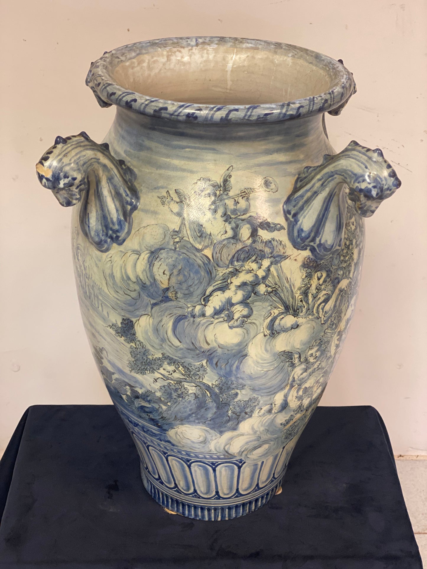 Vaso da farmacia in maiolica Albissola firmato e datato 1922 . H 64