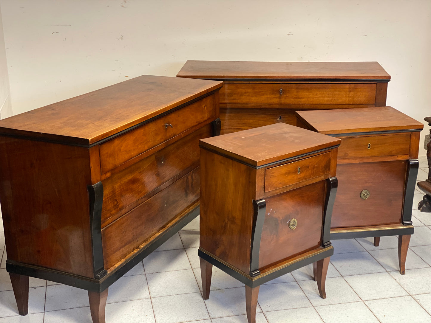 Pair of chests of drawers with bedside tables. City of Verona. First Empire, early 19th century