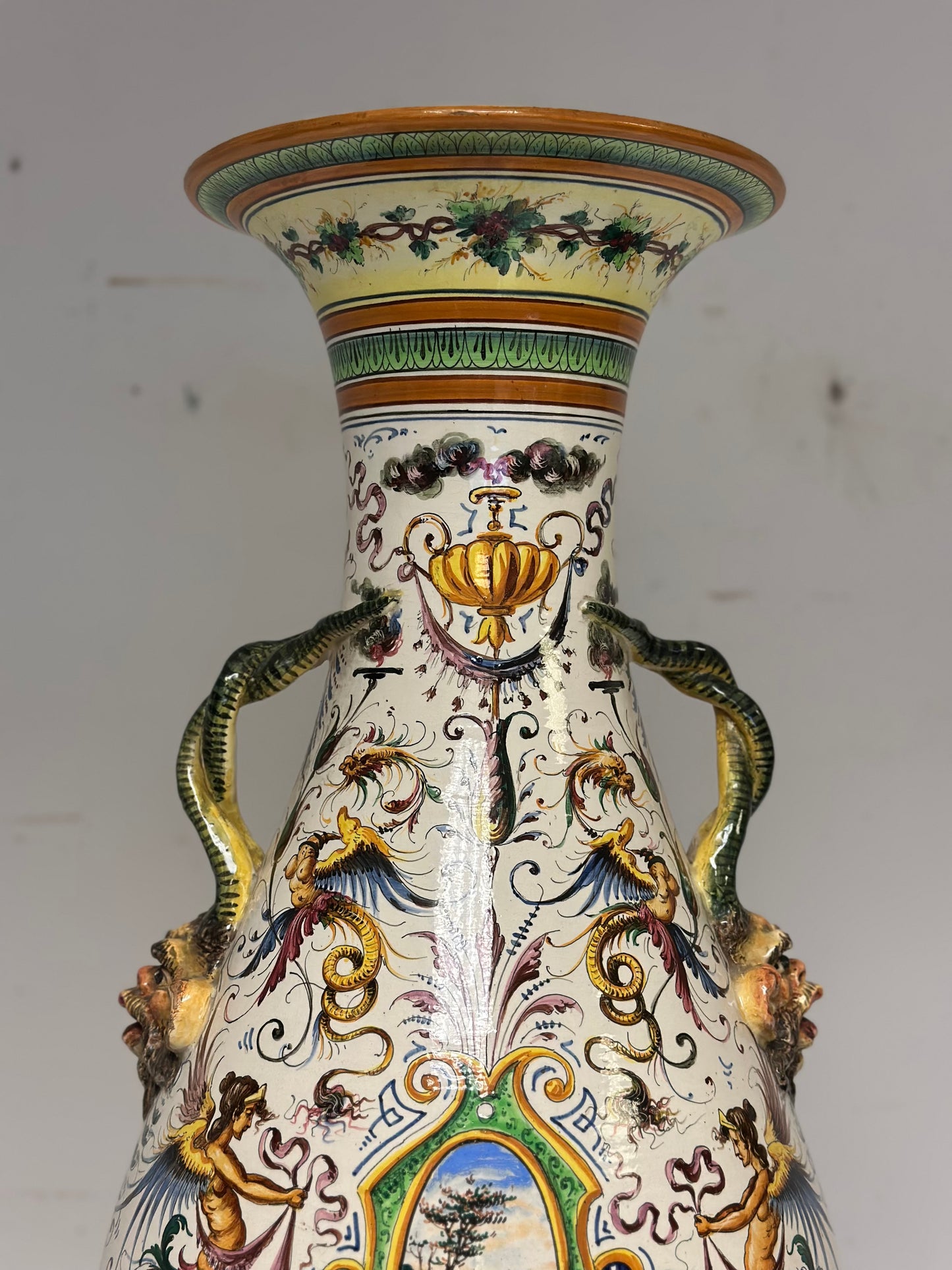 Egisto Fantecchi Primo 900 vaso con colonna maiolica dipinta