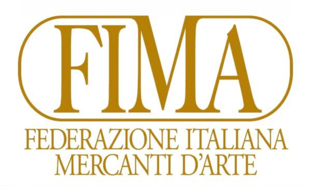 Armadio lombardo in noce con porte laterali .Cremona primi 700