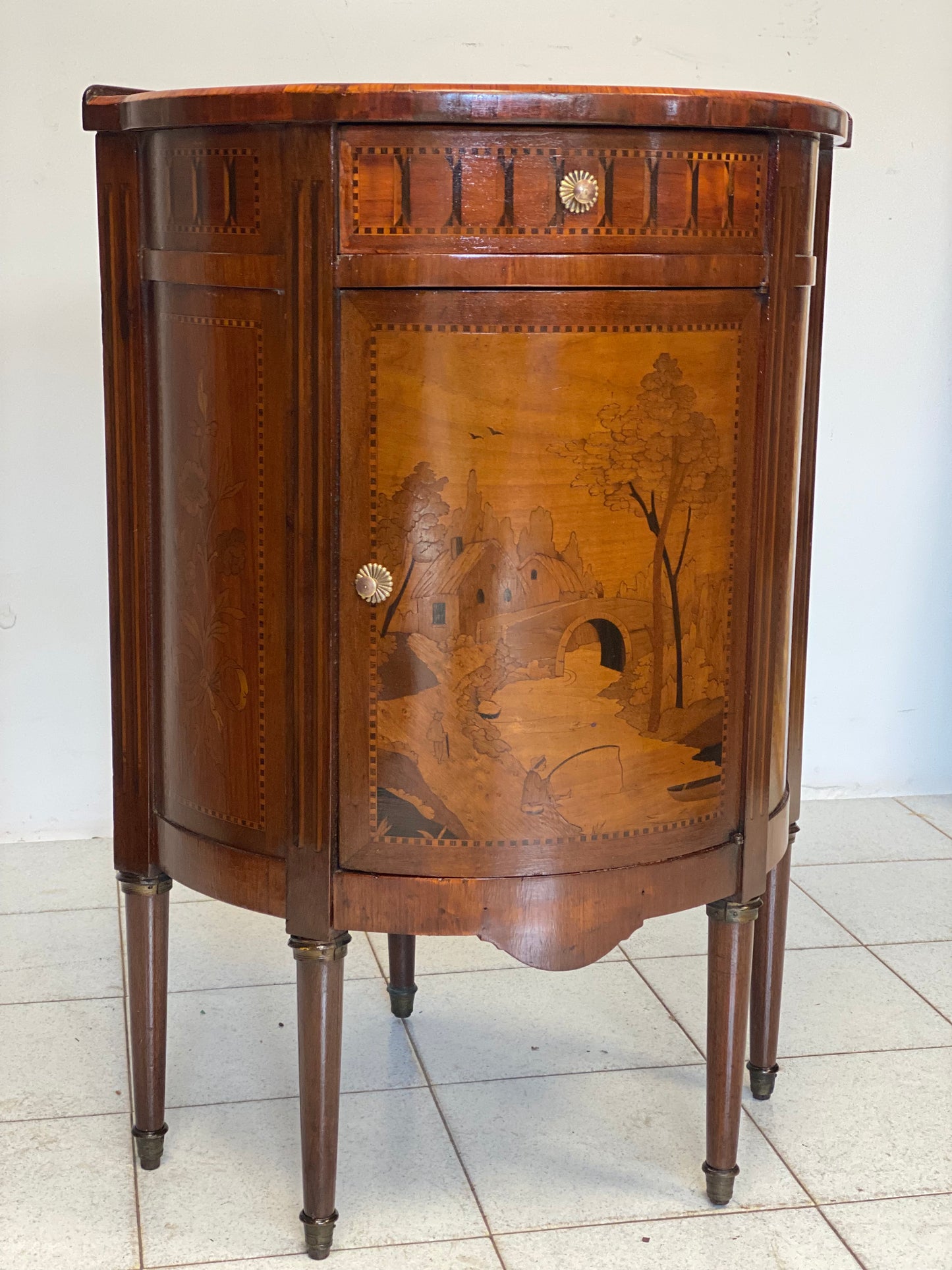 Angoliera bombata Napoleone III . XIX secolo