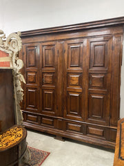 Armadio quattro porte Luigi XIV . Modena pieno 600