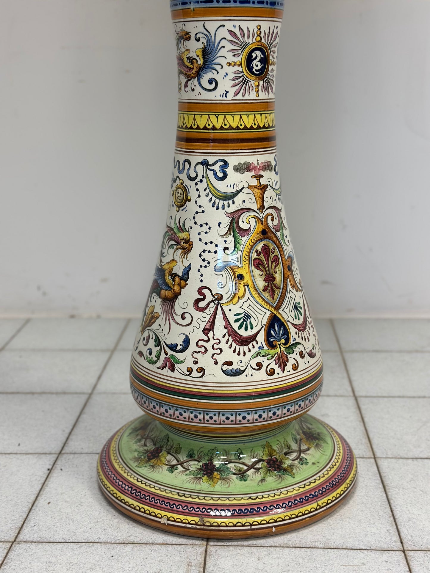 Egisto Fantecchi Primo 900 vaso con colonna maiolica dipinta