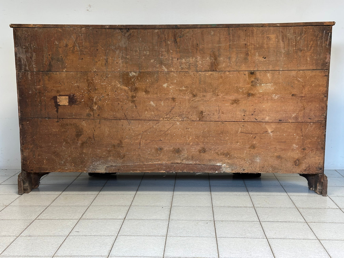 Credenza scantonata Luigi XVI. Verona XVIII secolo