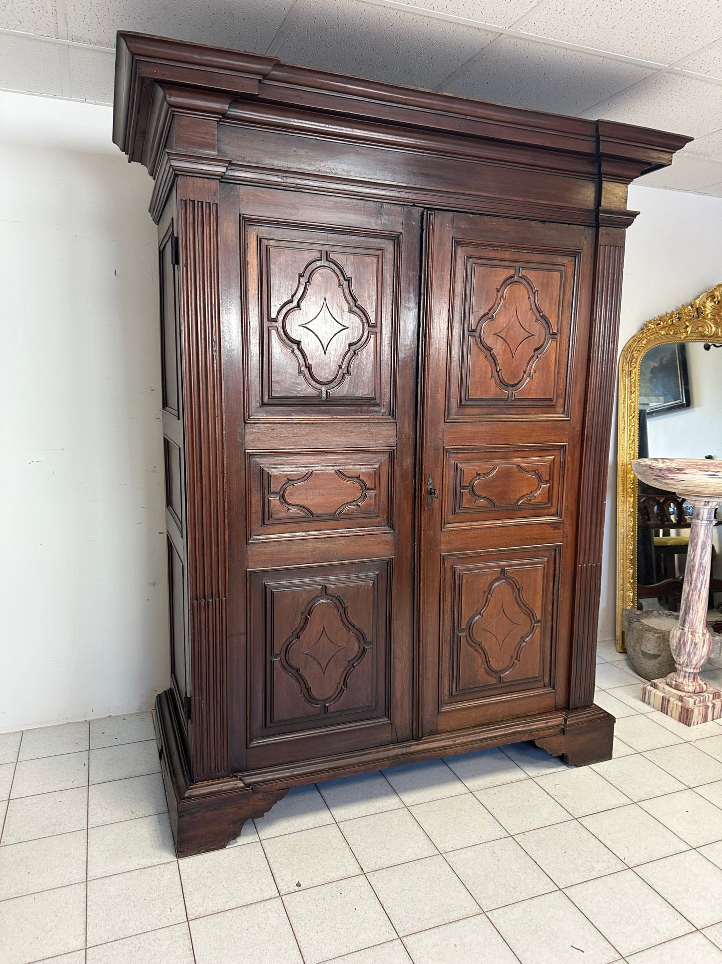 Armadio Luigi XIV . Genova fine 600