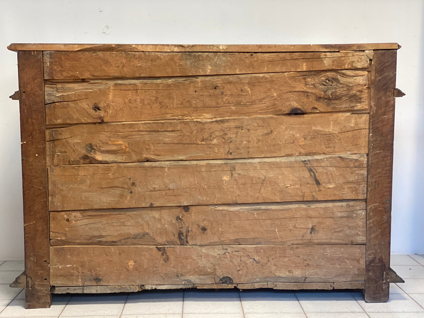 Credenza in noce Luigi XIV Lombardia Piemonte XVII secolo