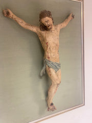 Cristo ligneo scolpito laccato dipinto . Scuola centro Italia inizio 700
