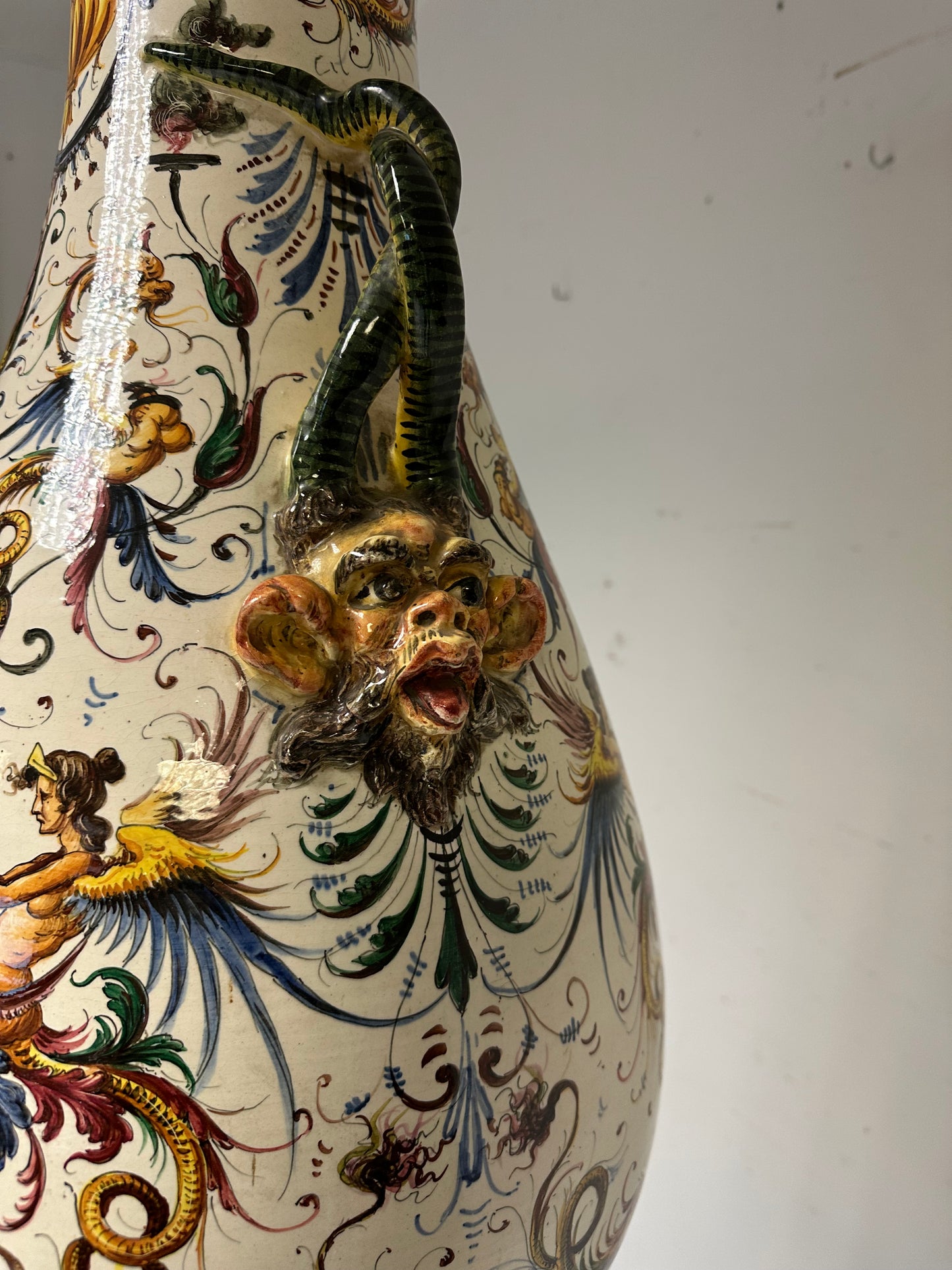 Egisto Fantecchi Primo 900 vaso con colonna maiolica dipinta