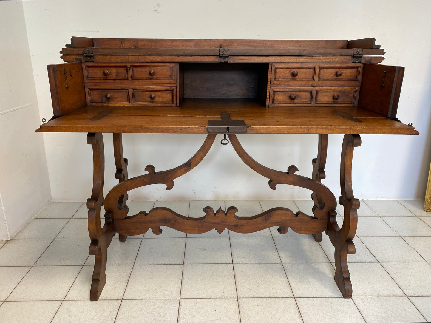 Scrivania Luigi XIV San Filippo fine 600