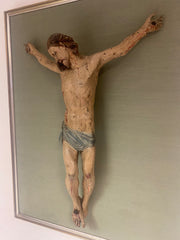 Cristo ligneo scolpito laccato dipinto . Scuola centro Italia inizio 700