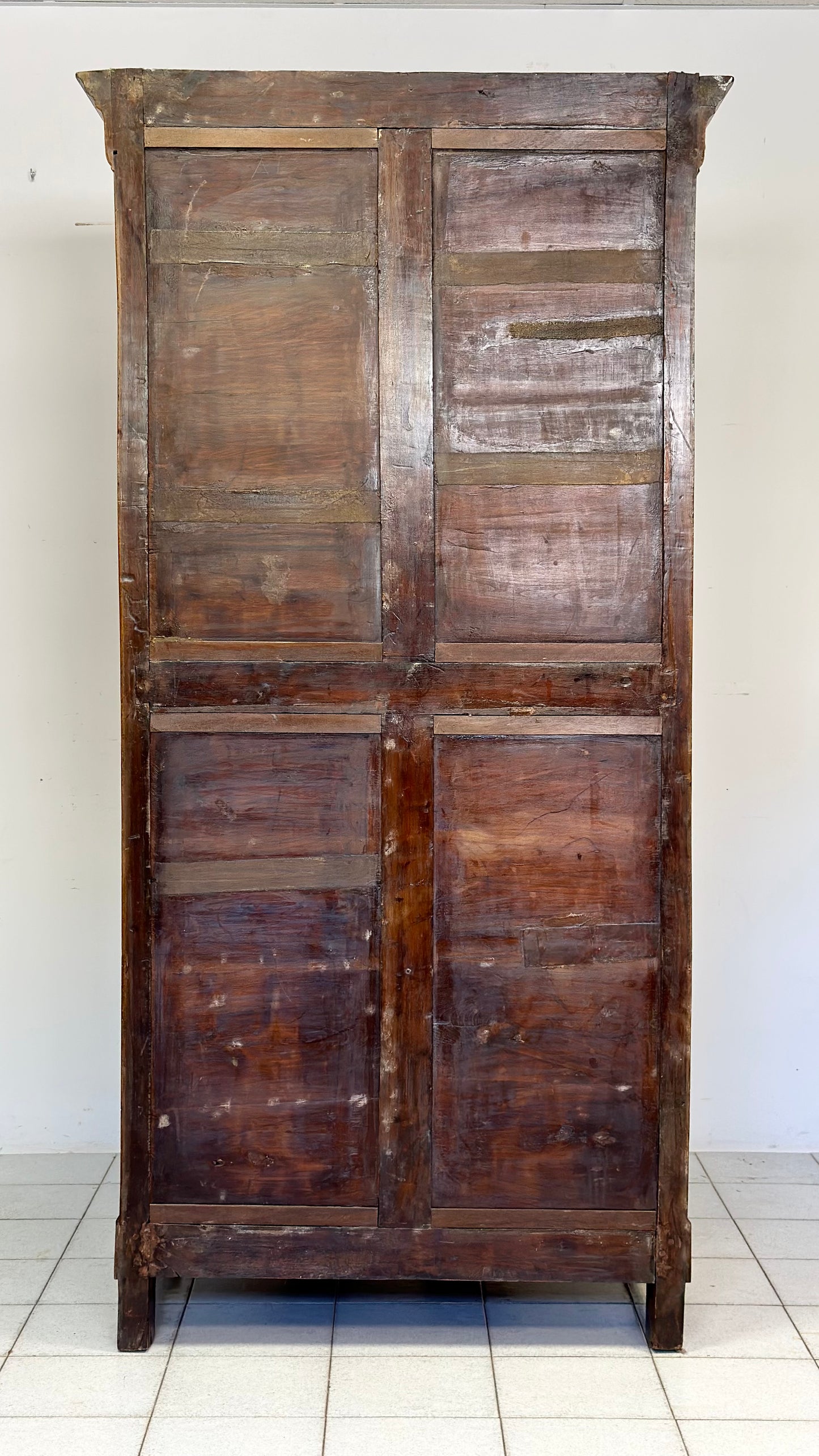 Lombard showcase Charles X. 19th century. Restoration carried out