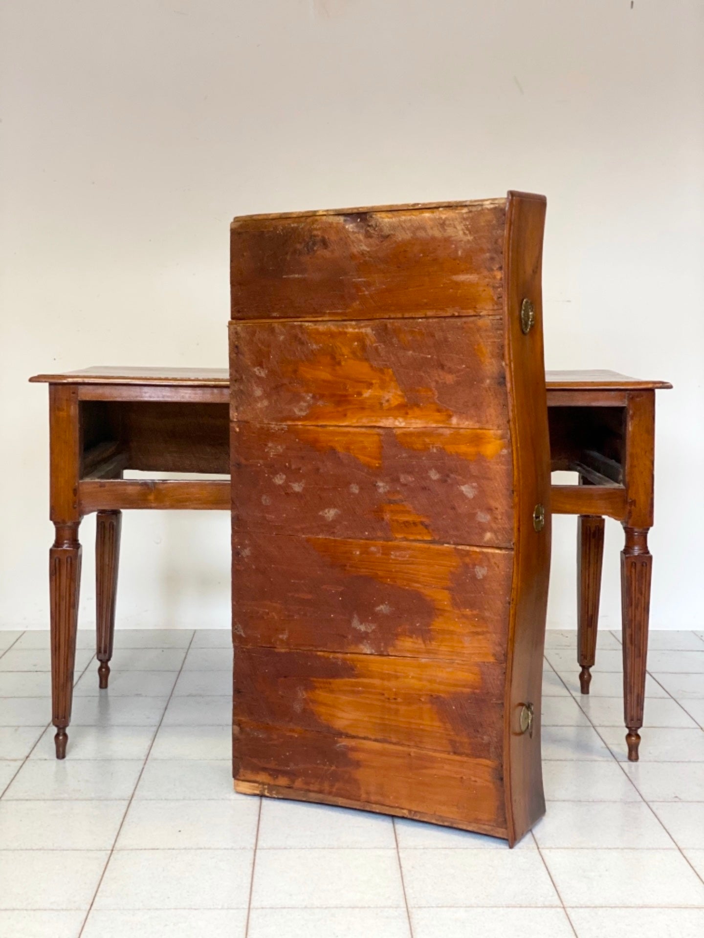 Louis XVI Console Table. Parma Reggio 18th century