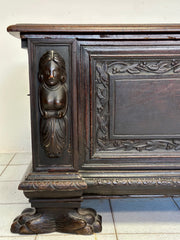 Cassapanca nobiliare rinascimentale. Verona inizio XVII secolo