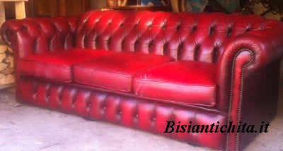 Divano in cuoio Chesterfield anni '60