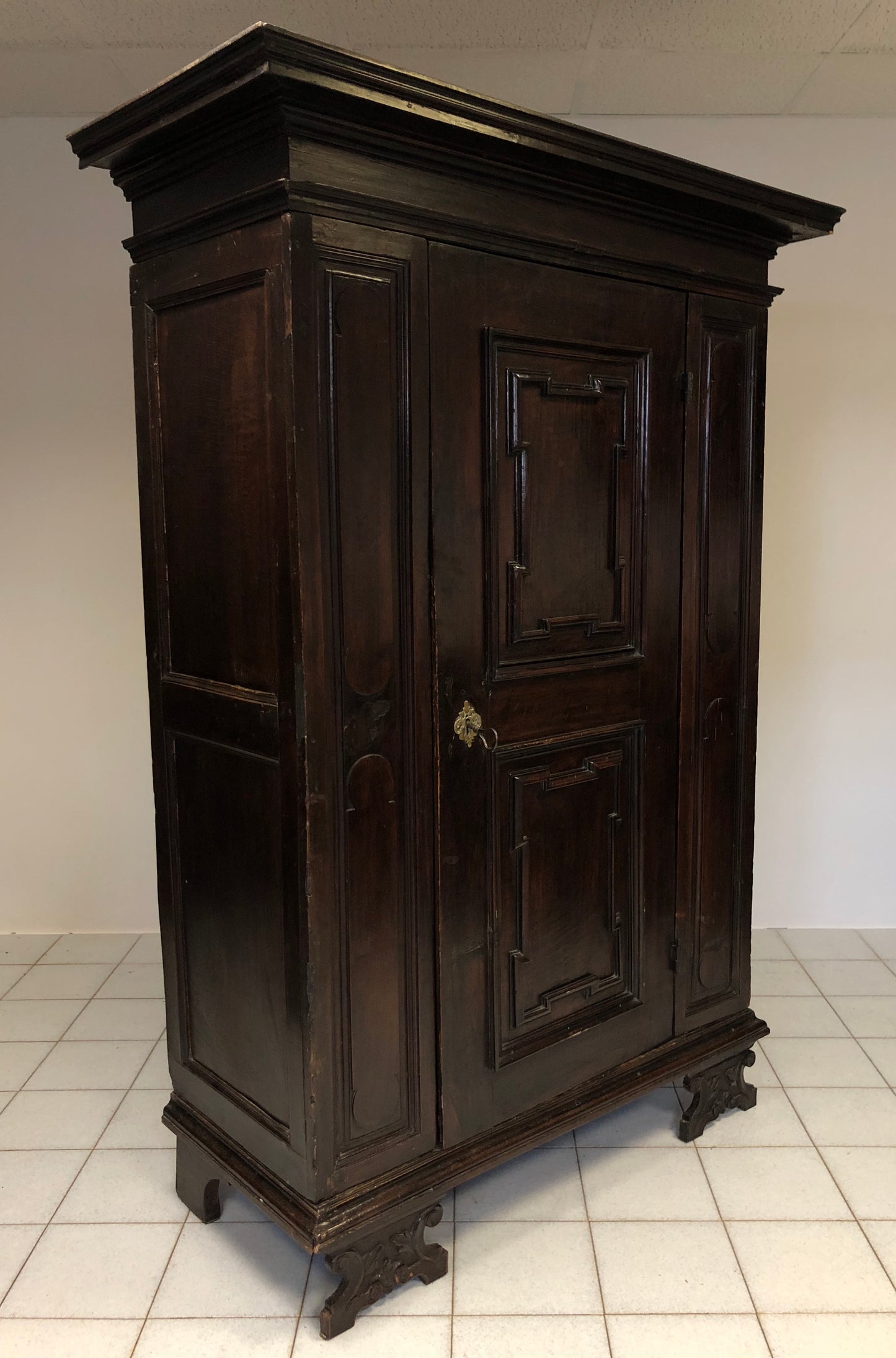 Lombard cabinet. 17th century