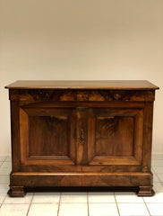 Credenza in noce e radica di noce