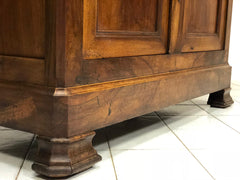 Credenza in noce e radica di noce
