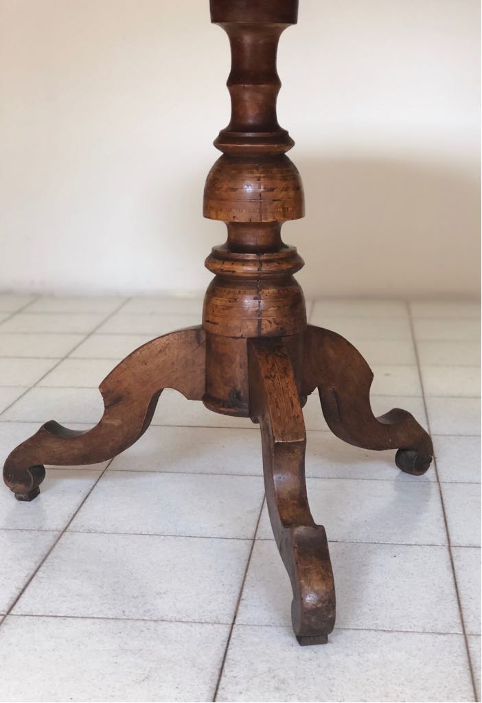 Rolo Table. Geometric inlay diameter 90 cm