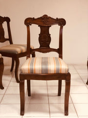 Quattro sedie lombarde in noce epoca Carlo X