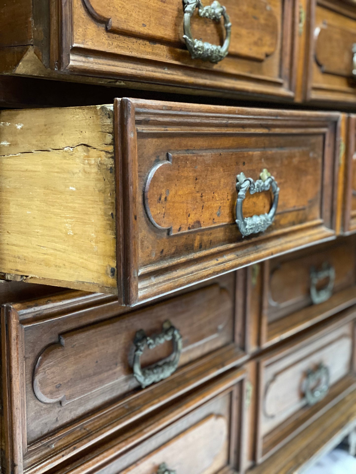 Lombard Brescian cabinet chest of drawers. Louis XIV. 17th century
