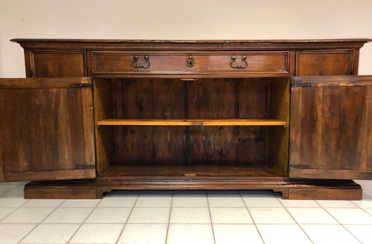Louis XIV Walnut Sideboard. Modena 17th Century