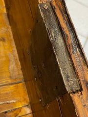 Cassettone Luigi XVI due cassetti . XVIII secolo
