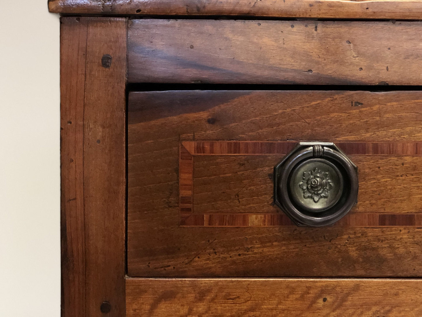 Lombard chest of drawers, Directory. 18th century