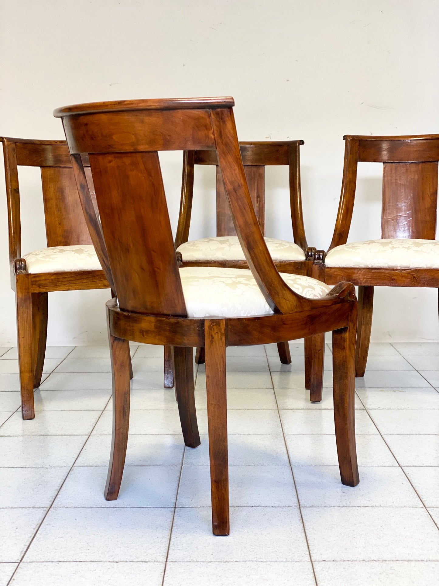Four Lombard cherry gondola chairs. 19th century (restored)