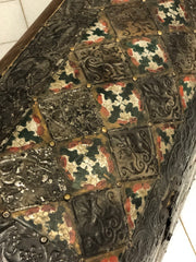 Baule con coperchio bombato . Venezia XVIII secolo