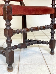 Trono Lombardo in noce . XVII secolo