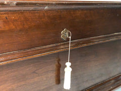 Cassapanca Emiliana (in noce)