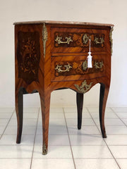 Cassettone sagomato Napoleone III. Fine XIX secolo