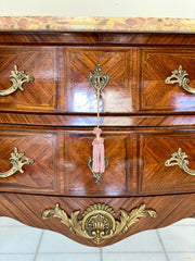 Cassettone mosso sul fronte e fianchi . Napoleone III